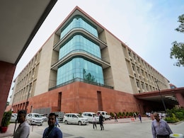 देश के नए पावर सेंटर 'कर्तव्य भवन' का उद्घाटन आज, एक ही छत के नीचे होंगे गृह मंत्रालय समेत कई अहम विभाग देश के नए पावर सेंटर 'कर्तव्य भवन' का उद्घाटन आज, एक ही छत के नीचे होंगे गृह मंत्रालय समेत कई अहम विभाग