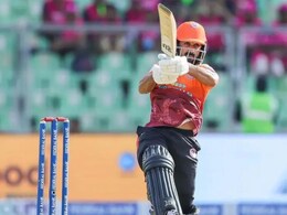 Video: 12 बॉल, 71 रन...केरळच्या खेळाडूनं लगावले 11 सिक्स, शेवटच्या ओव्हरमध्ये ठोकले 40 रन्स