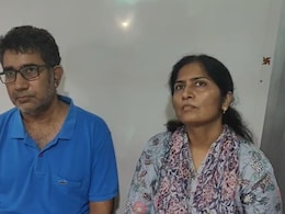 बदमाशों के निशाने पर डॉक्टर, अंग्रेजी में लेटर लिखकर मांगी 40 लाख की रंगदारी तो दूसरे को किया डिजिटल अरेस्ट बदमाशों के निशाने पर डॉक्टर, अंग्रेजी में लेटर लिखकर मांगी 40 लाख की रंगदारी तो दूसरे को किया डिजिटल अरेस्ट