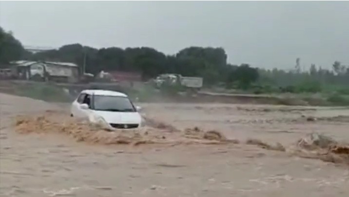 On Camera, Floodwaters In Dehradun Sweep Away Car, Driver Rescued By Locals