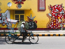 World Photography Day 2025 : दिल्ली के ऐसे 10 लोकेशन जहां फोटो खींच ली तो इंस्टा फीड दिखेगी हटकर, तारीफ करते नहीं थकेंगे लोग World Photography Day 2025 : दिल्ली के ऐसे 10 लोकेशन जहां फोटो खींच ली तो इंस्टा फीड दिखेगी हटकर, तारीफ करते नहीं थकेंगे लोग