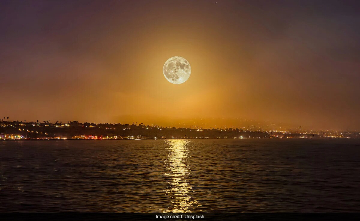 Стъртовата пълна луна е традиционно име дадено на пълнолунието на