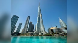 दुबई के Burj Khalifa को बनाने में कितने भारतीय मजदूर शामिल थे?