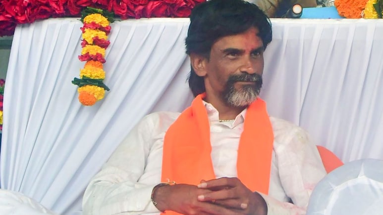 Manoj Jarange : जरांगे पाटलांकडून नवं 'चॅलेंज'; सातारा-हैदराबाद गॅझेटच्या अभ्यासकांना आझाद मैदानावर बोलावले Manoj Jarange : जरांगे पाटलांकडून नवं 'चॅलेंज'; सातारा-हैदराबाद गॅझेटच्या अभ्यासकांना आझाद मैदानावर बोलावले