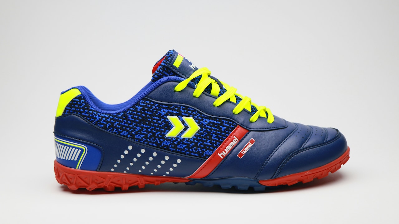 Time to upgrade your sports shoes with skechers and new balance On Myntra