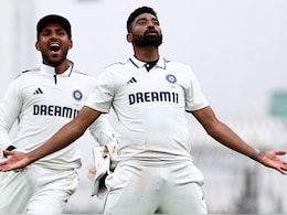 DSP सिराज का जलवा, इंग्लैंड के खिलाफ प्रदर्शन का टेस्ट रैंकिंग में मिला इनाम DSP सिराज का जलवा, इंग्लैंड के खिलाफ प्रदर्शन का टेस्ट रैंकिंग में मिला इनाम