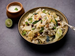 Navratri Special Food: साबूदाना, कुटू का आटा , व्रत के चिप्स... अफोर्डेबल दाम में सब कुछ मिलेगा यहां