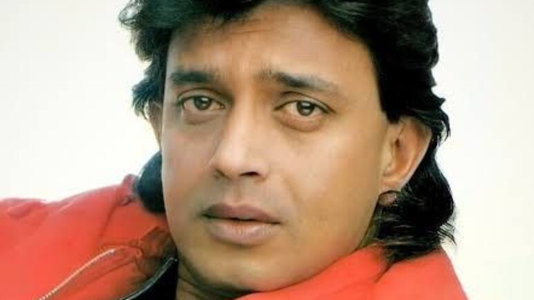 Mithun Chakraborty की लाड़ली बिटिया की 10 रेयर फोटो, सड़क से उठाकर बनाया महलों की रानी Mithun Chakraborty की लाड़ली बिटिया की 10 रेयर फोटो, सड़क से उठाकर बनाया महलों की रानी