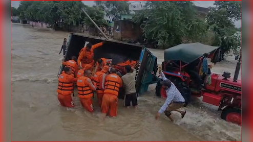 सवाई माधोपुर में एनडीआरएफ की टीम हुई हादसे का शिकार, जवानों से भरी ट्रैक्टर ट्रॉली पलटी