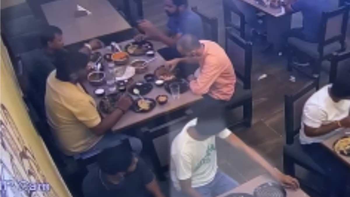 गोरखपुर: वेज थाली में हड्डी! सीसीटीवी वीडियो वायरल, वेज बिरयानी में हड्डी मिलने से मचा था हड़कंप 