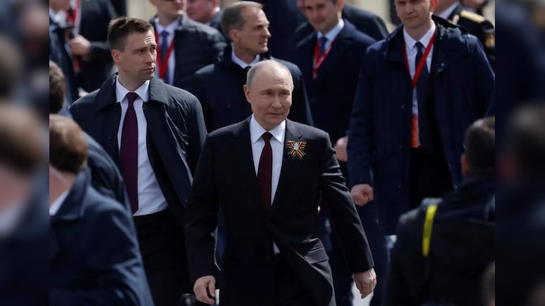 'नकली पुतिन', पॉटी सूटकेस, न्यूक्लियर बटन... पुतिन की सिक्योरिटी टीम की 10 चौंकाने वाली बातें