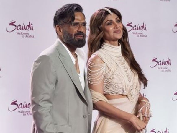 सुनील शेट्टी-शिल्पा शेट्टी धड़कन के दिल ने ये कहा... गाने को किया रिक्रिएट 25 साल बाद कैमेस्ट्री जीत लेगी दिल