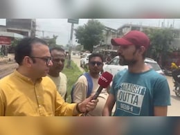 जयपुर की जर्जर सड़कों पर लोगों का गुस्सा, सड़कों की मरम्मत के नाम पर केवल अस्थायी पैबंद जयपुर की जर्जर सड़कों पर लोगों का गुस्सा, सड़कों की मरम्मत के नाम पर केवल अस्थायी पैबंद