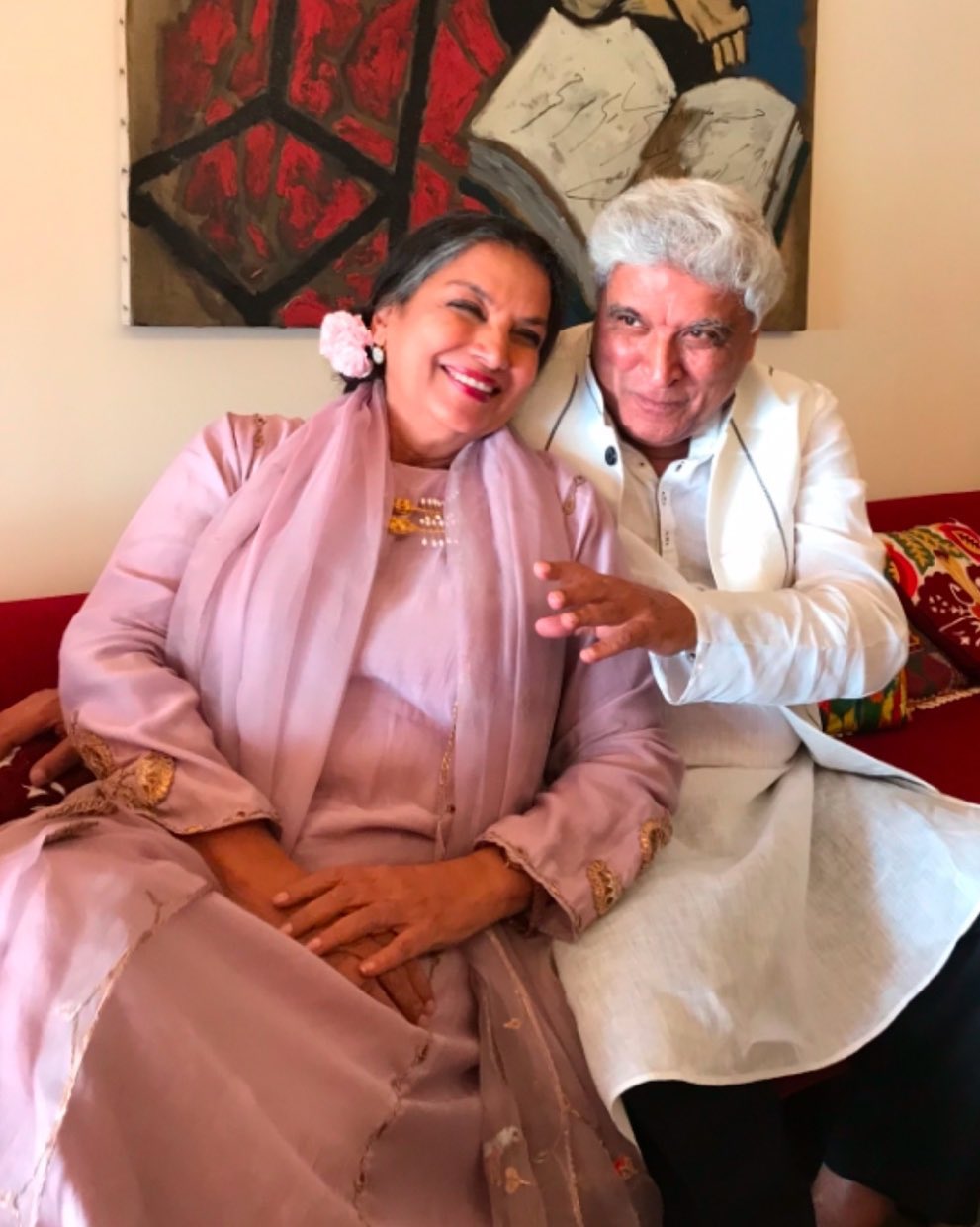 Shabana Azmi, Javed Akhtar Visit Shankar Mahadevan's New Restaurant In Mumbai