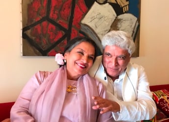 Shabana Azmi, Javed Akhtar Visit Shankar Mahadevan's New Restaurant In Mumbai