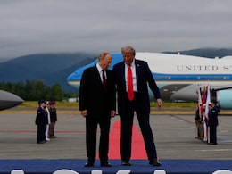 Trump Putin Meeting : अगली बार मॉस्को में... ट्रंप और पुतिन की बैठक से जुड़ी हर बड़ी अपड़ेट यहां पढ़ें Trump Putin Meeting : अगली बार मॉस्को में... ट्रंप और पुतिन की बैठक से जुड़ी हर बड़ी अपड़ेट यहां पढ़ें
