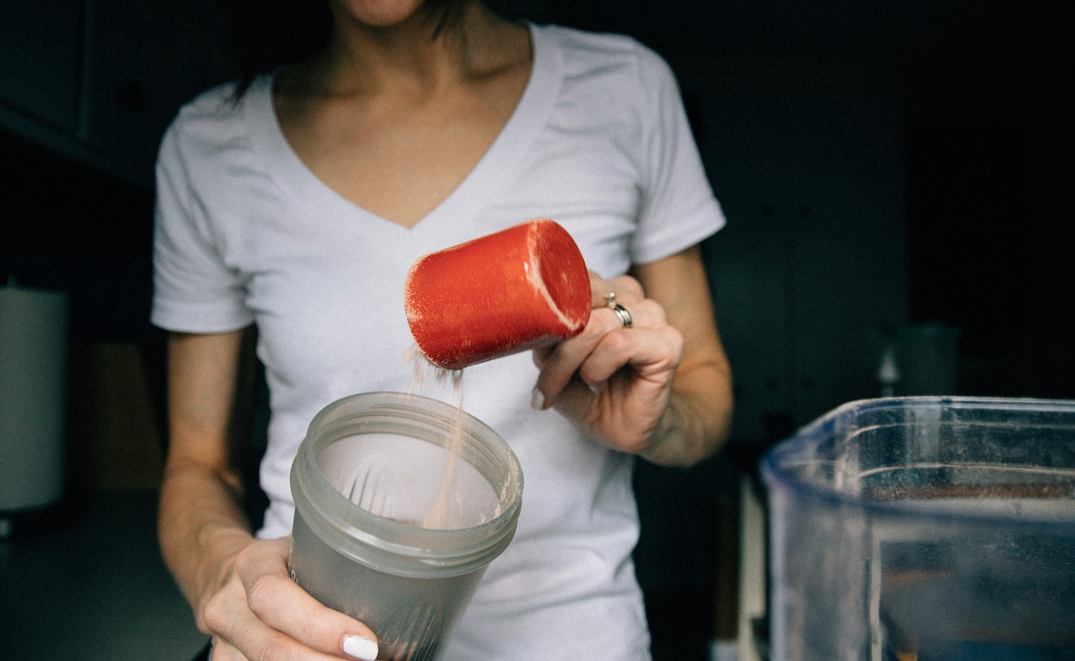 Feeling Bloated After A Protein-Heavy Diet? Nutritionist Suggests Gut Cleanse For Relief