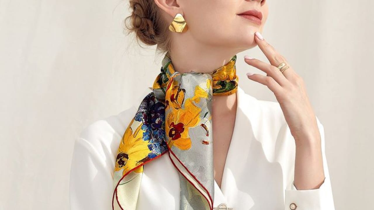 How To Tie A Scarf: Quick And Chic Knots To Transform Your Look
