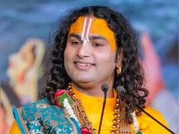 कुत्ते-बिल्ली भी तो... लिव इन रिलेशनशिप पर ये क्या बोल गए अनिरुद्धाचार्य, फिर बवाल