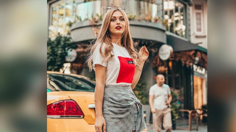Women की इन Cool Trendy Tees को अभी करें अपने वार्डरॉब में ऐड, मात्र 197 रुपये से शुरू है इनका प्राइस Women की इन Cool Trendy Tees को अभी करें अपने वार्डरॉब में ऐड, मात्र 197 रुपये से शुरू है इनका प्राइस