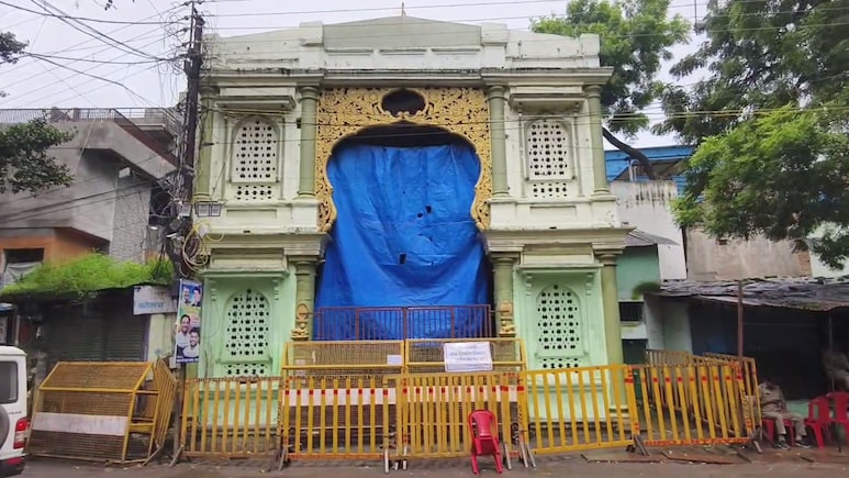 धार के इमामबाड़े की कार्रवाई के बाद शहर पुलिस छावनी में तब्दील, सुप्रीम कोर्ट पहुंचा मामला