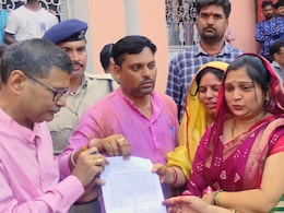 शिवपुरी नपा के 18 पार्षदों ने एक साथ दिया इस्तीफा, अध्यक्ष को हटाने की मांग पर अड़े थे   शिवपुरी नपा के 18 पार्षदों ने एक साथ दिया इस्तीफा, अध्यक्ष को हटाने की मांग पर अड़े थे