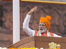 79th Independence Day: जीएसटी ते जेट इंजिन... PM मोदींच्या लाल किल्ल्यावरून देशवासियांसाठी 8 मोठ्या घोषणा 79th Independence Day: जीएसटी ते जेट इंजिन... PM मोदींच्या लाल किल्ल्यावरून देशवासियांसाठी 8 मोठ्या घोषणा