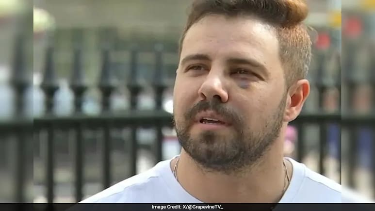Teens Thrash Harvard Researcher After He Tells Them To Be Quiet During Movie: "One vs Five" Teens Thrash Harvard Researcher After He Tells Them To Be Quiet During Movie: "One vs Five"