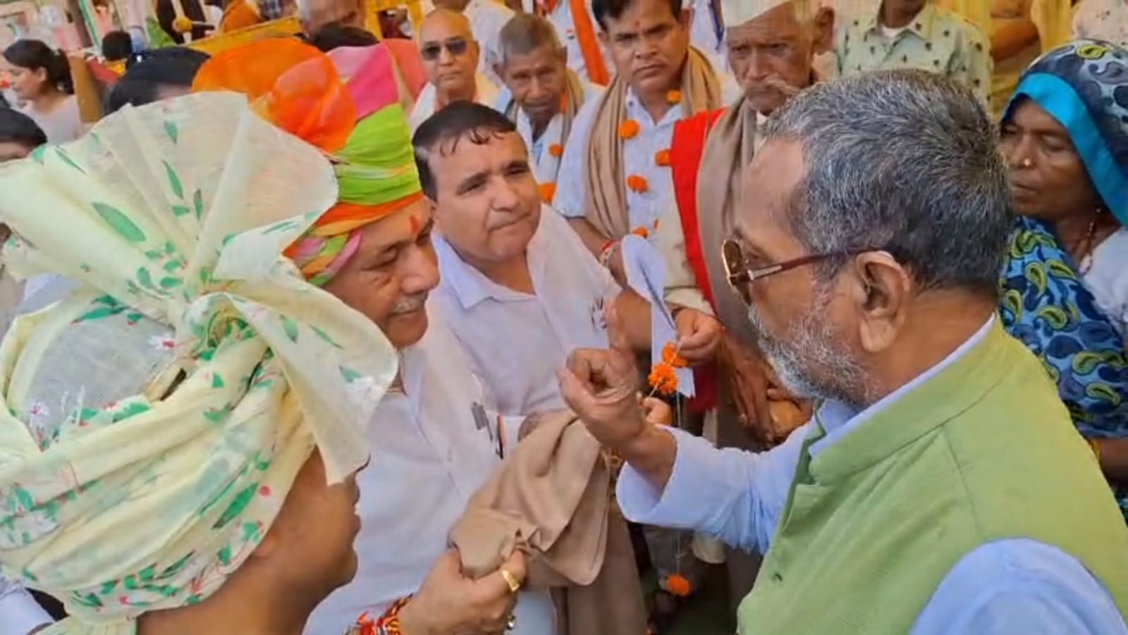 रिश्वत नहीं दी तो 40 साल से रजिस्ट्री नहीं हुई... मंत्री के हाथों सम्मान ठुकराने वाले मीसाबंदी का दर्द फूटा