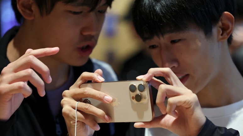 Foreign-Branded Phone Sales In China Dip 13.3% In June