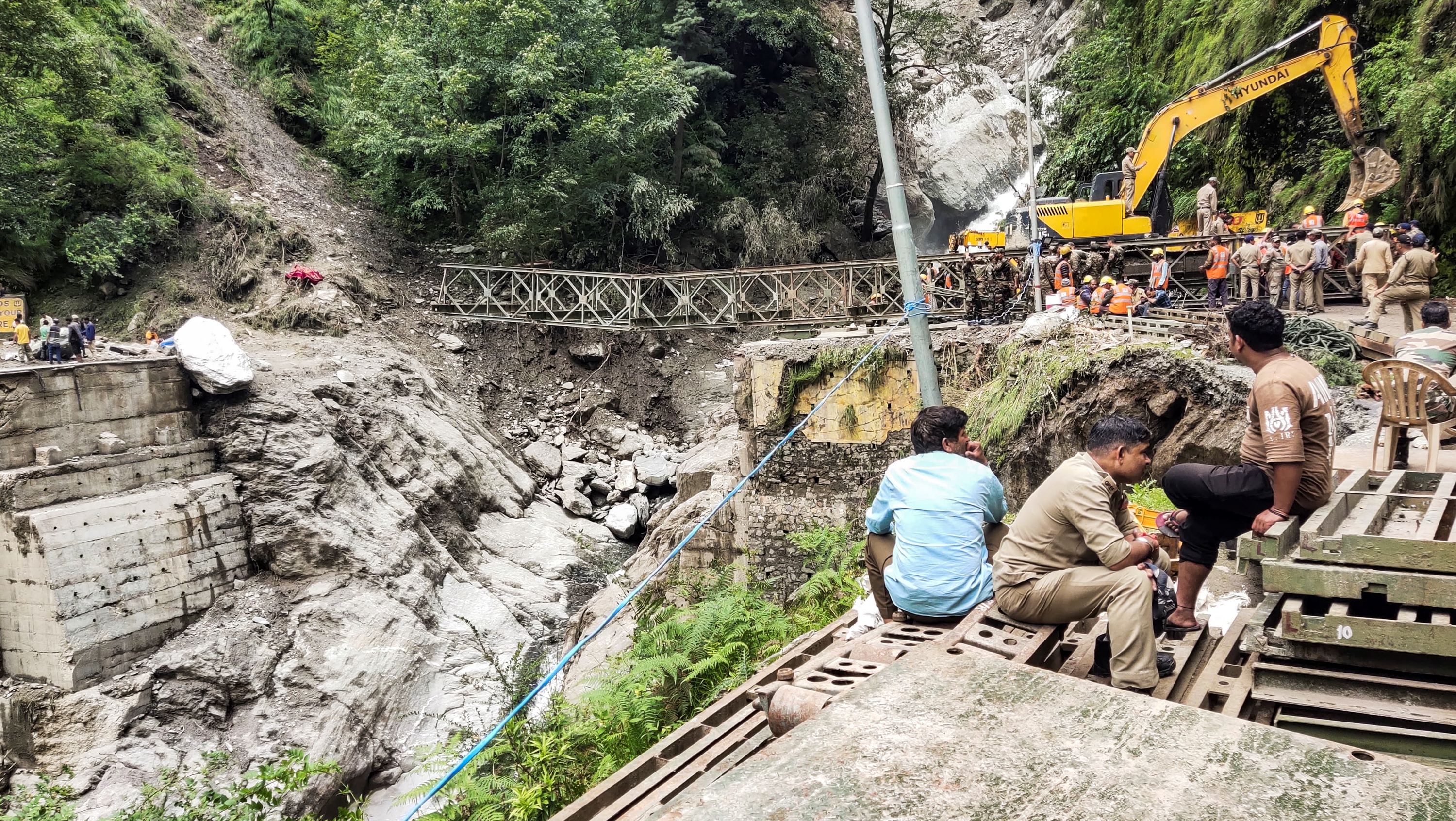 उत्तरकाशी में सेना ने 'लाइफलाइन' को किया तैयार, बैली पुल को बनाते समय 3 बड़ी चुनौतियों का करना पड़ा था सामना