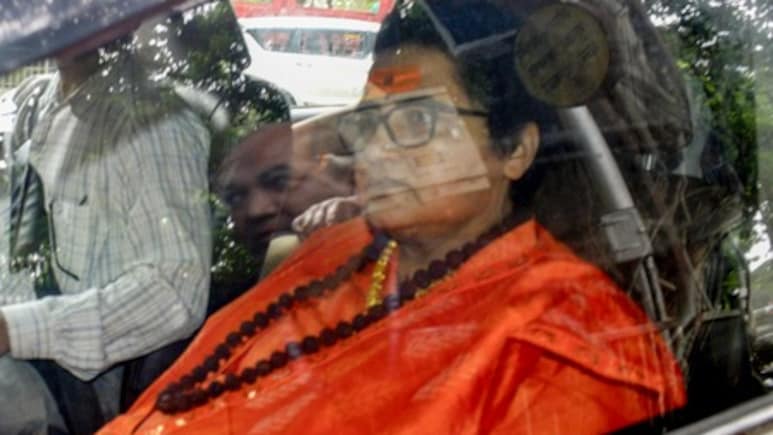 हिंदू आतंकवाद का झूठा नैरेटिव गढ़ने वालों का मुंह काला हुआ: साध्वी प्रज्ञा सिंह ठाकुर हिंदू आतंकवाद का झूठा नैरेटिव गढ़ने वालों का मुंह काला हुआ: साध्वी प्रज्ञा सिंह ठाकुर