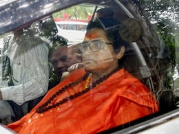 मोदी, योगींना अडकवण्याचा ATS चा कट! साध्वी प्रज्ञांचा आरोप; NDTV च्या फॅक्ट चेकमधून बाहेर आले सत्य मोदी, योगींना अडकवण्याचा ATS चा कट! साध्वी प्रज्ञांचा आरोप; NDTV च्या फॅक्ट चेकमधून बाहेर आले सत्य