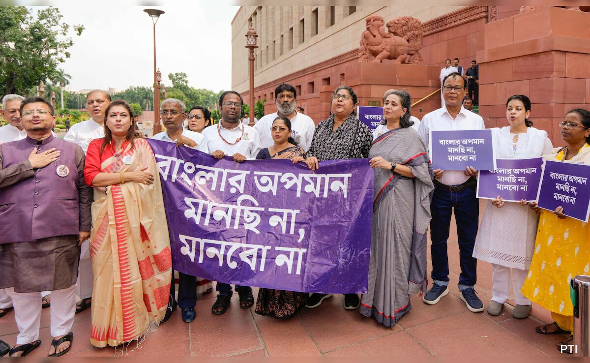 TMC Leads Opposition Charge Against BJP in Parliament