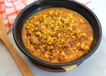 Craving Maharashtrian Food? Here Are 7 Wholesome Maharashtrian Curries You Will Love Craving Maharashtrian Food? Here Are 7 Wholesome Maharashtrian Curries You Will Love