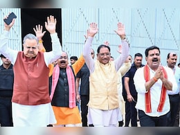 तिरंगा यात्रा में बोले सीएम साय, हर घर तिरंगा फहराना स्वतंत्रता संग्राम के वीरों को सच्ची श्रद्धांजलि तिरंगा यात्रा में बोले सीएम साय, हर घर तिरंगा फहराना स्वतंत्रता संग्राम के वीरों को सच्ची श्रद्धांजलि