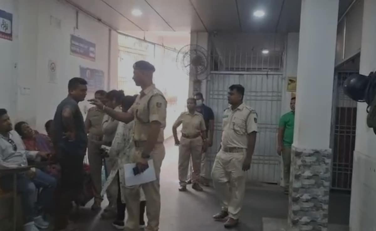 13 годишен ученик от клас 8 почина след като се подпали