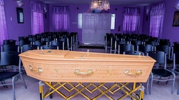 US Funeral Home Mistakenly Gives Family Dead Son's Brain Instead Of Clothes