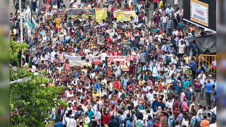 दोबारा परीक्षा दे सकेंगे SSC अभ्यर्थी... केंद्रीय मंत्री जितेंद्र सिंह से शिक्षकों की मुलाकात में बनी बात