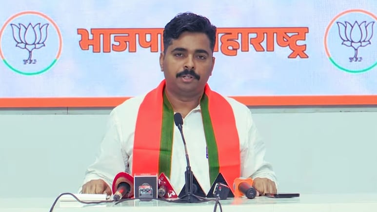 Maratha Morcha: मराठा आरक्षण घालवण्याचं पाप उद्धव ठाकरेंचं, राऊतांच्या आरोपावर नवनाथ बन यांचं प्रत्युत्तर Maratha Morcha: मराठा आरक्षण घालवण्याचं पाप उद्धव ठाकरेंचं, राऊतांच्या आरोपावर नवनाथ बन यांचं प्रत्युत्तर
