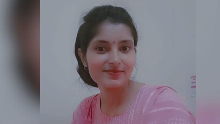 आखिर कहां गईं अर्चना तिवारी ? 12 दिनों बाद भी सुराग तक नहीं, मिडघाट के जंगलों में तलाश तेज