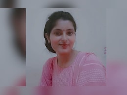8 दिन बाद भी छात्रा अर्चना लापता, GRP और पुलिस ढूंढने में नाकाम; परिजनों ने लगाई CM से गुहार 8 दिन बाद भी छात्रा अर्चना लापता, GRP और पुलिस ढूंढने में नाकाम; परिजनों ने लगाई CM से गुहार