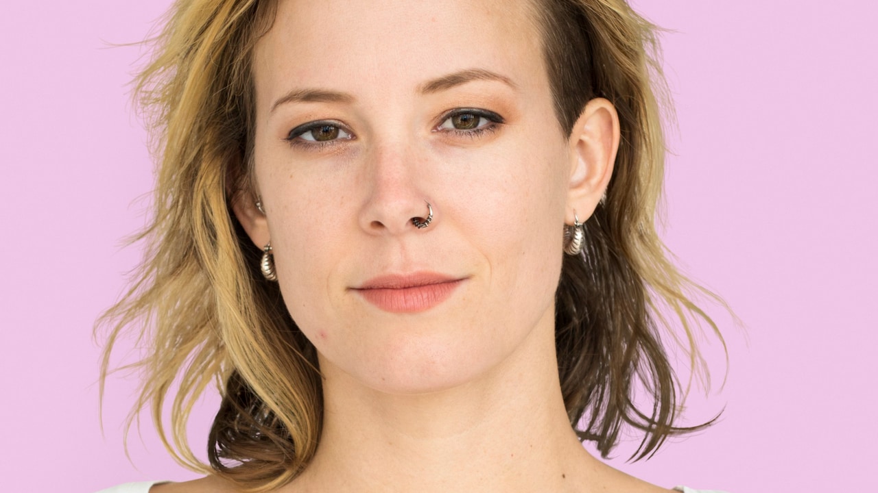 Many celebs are seen wearing nose pins