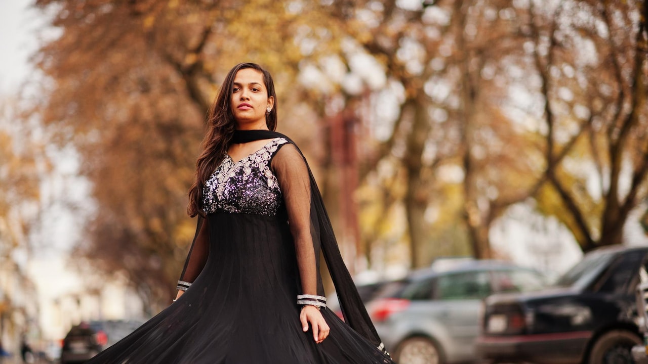 Clever hacks for wearing a heavy lehenga all day with effortless ease.