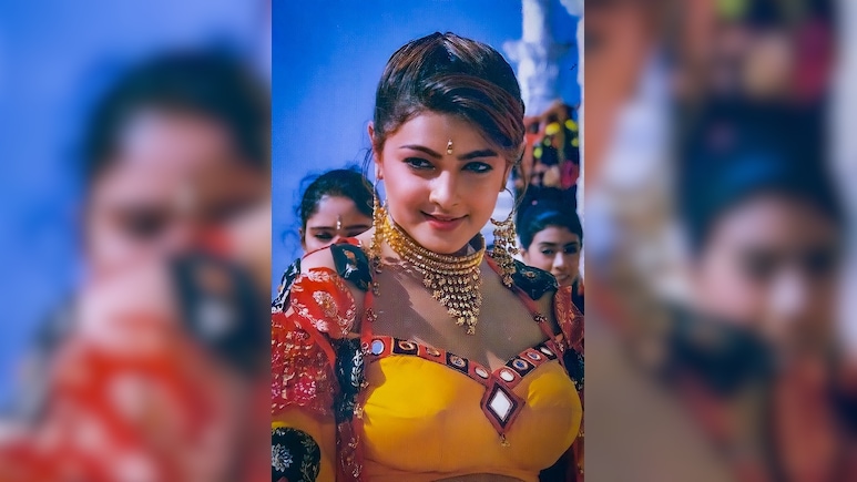 ममता कुलकर्णी की यंग डेज की 10 तस्वीरें, 7वीं फोटो देखने के बाद फैंस बोले- ड्रग माफिया का दिल ऐसे ही नहीं आया होगा ममता कुलकर्णी की यंग डेज की 10 तस्वीरें, 7वीं फोटो देखने के बाद फैंस बोले- ड्रग माफिया का दिल ऐसे ही नहीं आया होगा