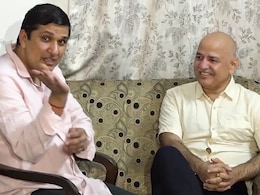 Manish Sisodia Praises Saurabh Bharadwaj's "Bravery" After 18-Hour Long Raid