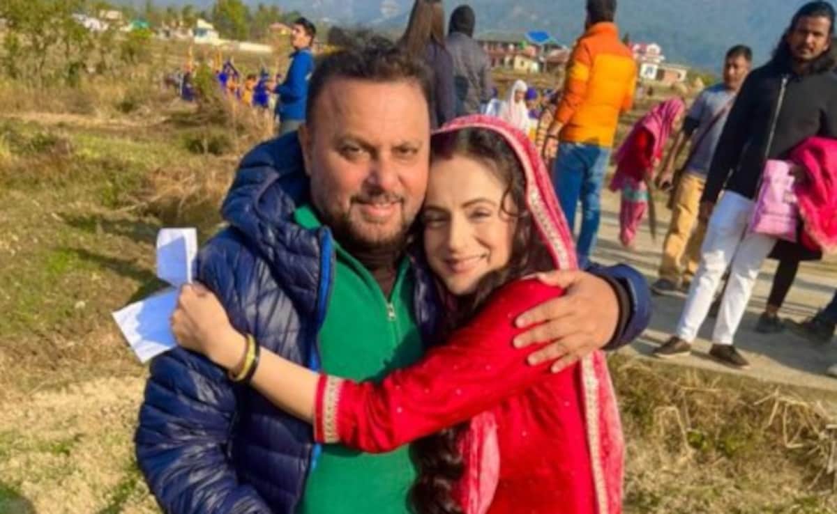 Ameesha Patel And Anil Sharma End Their Feud, Director Shares Gadar 3 Update