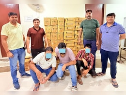 दिल्ली में शराब तस्करों को पुलिस ने दबोचा, चकमा देने के लिए मंहगी कारों में कर रहे थे तस्करी दिल्ली में शराब तस्करों को पुलिस ने दबोचा, चकमा देने के लिए मंहगी कारों में कर रहे थे तस्करी