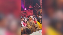 दीपिका पादुकोण ने अपने एथनिक लुक से गणेश चतुर्थी पर खींचा सबका ध्यान