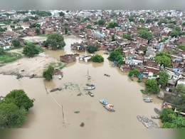 प्रयागराज में फिर बाढ़ की दस्तक, गंगा-यमुना के उफान से निचले इलाके जलमग्न प्रयागराज में फिर बाढ़ की दस्तक, गंगा-यमुना के उफान से निचले इलाके जलमग्न